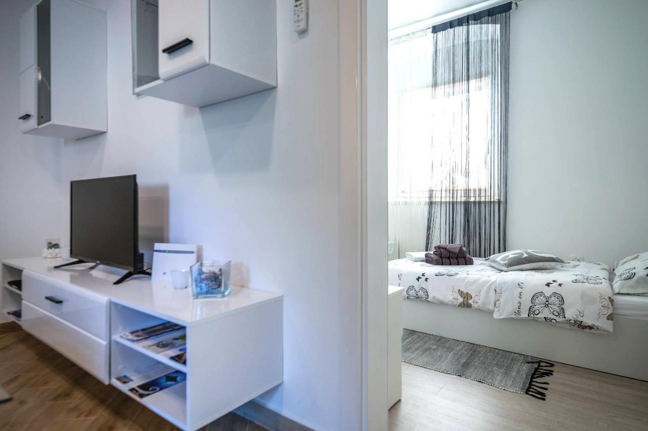 Apartment Petra Pula Exteriér fotografie