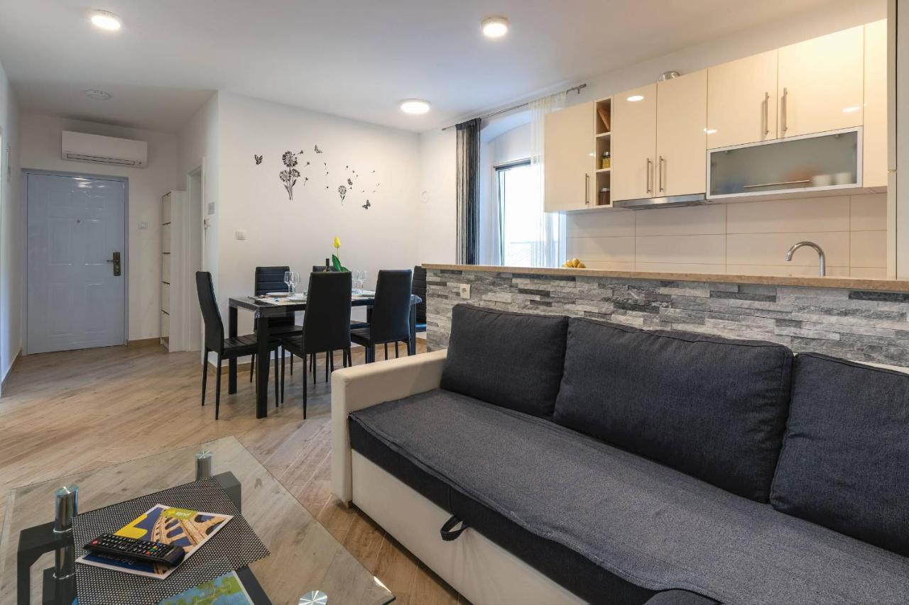 Apartment Petra Pula Exteriér fotografie